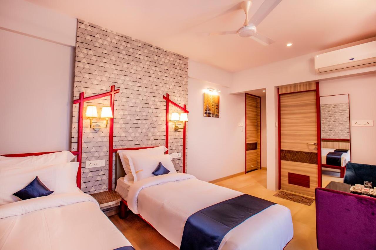 Hotel Prabha Palace Ahmednagar Eksteriør bilde